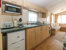 735 caravan - Norfolk - 1155793 - thumbnail photo 9