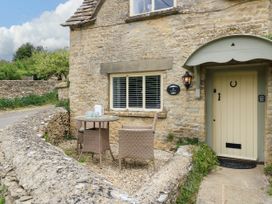 Bramley Cottage - Cotswolds - 1156022 - thumbnail photo 2