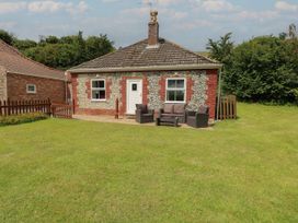 Flint Cottage - Norfolk - 1157370 - thumbnail photo 24