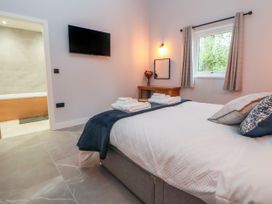 Elliw - North Wales - 1157558 - thumbnail photo 20