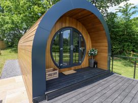 Roselea Luxury Pod Lodge - South Wales - 1157918 - thumbnail photo 3