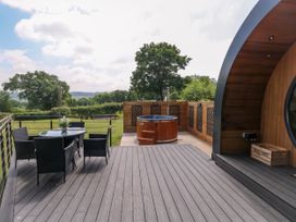 Roselea Luxury Pod Lodge - South Wales - 1157918 - thumbnail photo 17