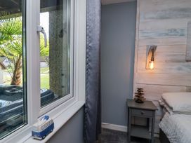 Driftwood - 54 Valley Lodge - Cornwall - 1157920 - thumbnail photo 20