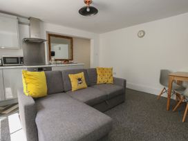 Flats 1 - Dorset - 1157986 - thumbnail photo 7