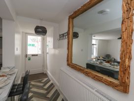 Flats 1 - Dorset - 1157986 - thumbnail photo 11