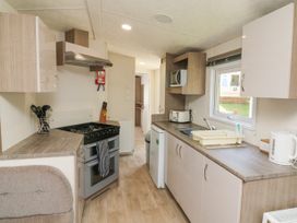 23 Manleigh Park - Devon - 1158123 - thumbnail photo 8