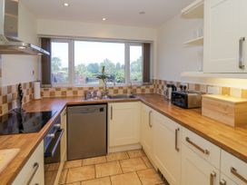 Fenny Marina Cottage - Cotswolds - 1158225 - thumbnail photo 9