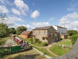 Fenny Marina Cottage - Cotswolds - 1158225 - thumbnail photo 28