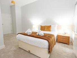 Flat 2, Thornlow Heights - Dorset - 1158490 - thumbnail photo 16