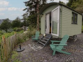 Shepherd's Hut at Penrallt Goch - North Wales - 1158648 - thumbnail photo 2