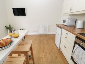 Apartment 1, Quayside, Falmouth - Cornwall - 1158717 - thumbnail photo 11