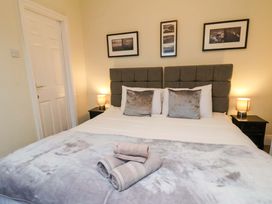 Wellington Lodge - North Yorkshire (incl. Whitby) - 1158924 - thumbnail photo 51