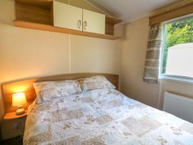 Caravan 3 at Blackmoor Farm - South Wales - 1159229 - thumbnail photo 6