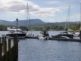 Lily Tarn - Lake District - 1159338 - thumbnail photo 35