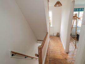 6 Clarence Place - North Yorkshire (incl. Whitby) - 1159608 - thumbnail photo 21