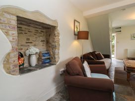 Hyde cottage - Somerset & Wiltshire - 1160119 - thumbnail photo 6