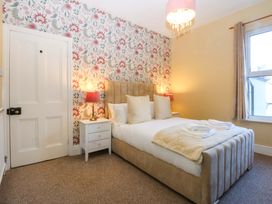 Curzon Heights - North Wales - 1160867 - thumbnail photo 12