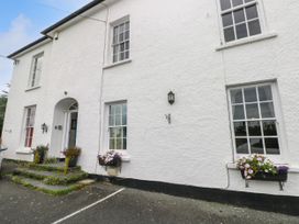 Bay View Apartment - South Wales - 1160956 - thumbnail photo 1