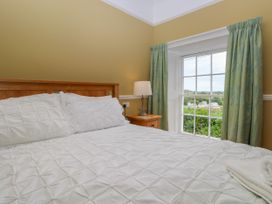 Bay View Apartment - South Wales - 1160956 - thumbnail photo 17