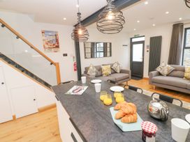 2 Salubrious Terrace - Cornwall - 1161317 - thumbnail photo 9