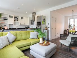 Harbourside Apartment - North Wales - 1161513 - thumbnail photo 7