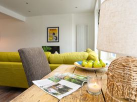 Harbourside Apartment - North Wales - 1161513 - thumbnail photo 10