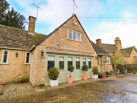 The Elm Coach House - Cotswolds - 1161764 - thumbnail photo 2