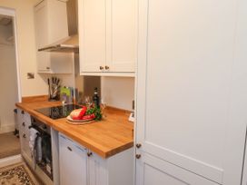Flat 1 - North Yorkshire (incl. Whitby) - 1162122 - thumbnail photo 11