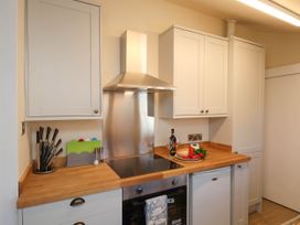 Flat 1 - North Yorkshire (incl. Whitby) - 1162122 - thumbnail photo 14