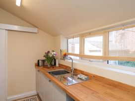 Flat 1 - North Yorkshire (incl. Whitby) - 1162122 - thumbnail photo 16