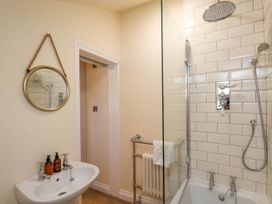 Flat 1 - North Yorkshire (incl. Whitby) - 1162122 - thumbnail photo 24