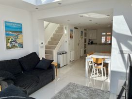 23 Millhams Street - Dorset - 1162980 - thumbnail photo 2