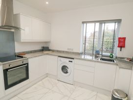 Bridlington Shore Apartment - North Yorkshire (incl. Whitby) - 1163076 - thumbnail photo 5