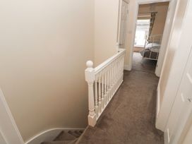 32 Bridgend Road - South Wales - 1163775 - thumbnail photo 18