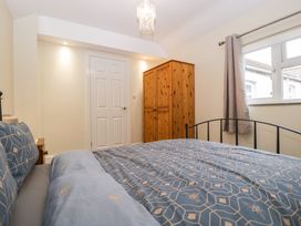 32 Bridgend Road - South Wales - 1163775 - thumbnail photo 18