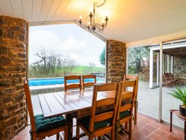 Bryn Y Garreg Cottage - The Wireless Tech Free Farm - North Wales - 1163998 - thumbnail photo 12