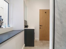 Savoy Bay - Cornwall - 1164011 - thumbnail photo 18