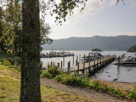 Tree House, Partial Lake Views - Lake District - 1164164 - thumbnail photo 43