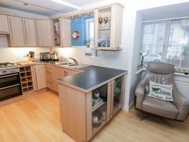 81 Alban Road - South Wales - 1164205 - thumbnail photo 3