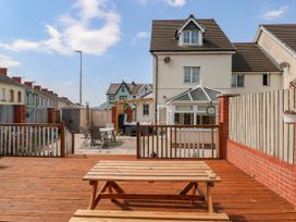 Alban Road - South Wales - 1164205 - thumbnail photo 22