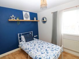 Alban Road - South Wales - 1164205 - thumbnail photo 15