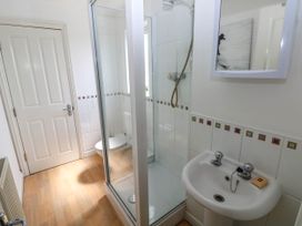Alban Road - South Wales - 1164205 - thumbnail photo 17