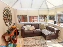 Alban Road - South Wales - 1164205 - thumbnail photo 19