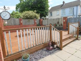 Alban Road - South Wales - 1164205 - thumbnail photo 23