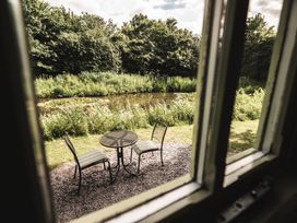 Little Otchan Shepherd's Hut - North Yorkshire (incl. Whitby) - 1164256 - thumbnail photo 3