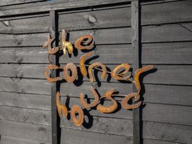 The Corner House - Suffolk & Essex - 1164348 - thumbnail photo 2