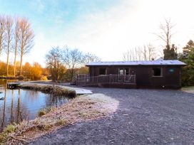 Lakeside Lodge - Lake District - 1164359 - thumbnail photo 2