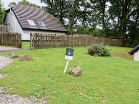 5 Lakeview Rise - Devon - 1164387 - thumbnail photo 18