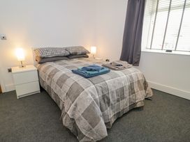 Apartment 1 - North Wales - 1164467 - thumbnail photo 11