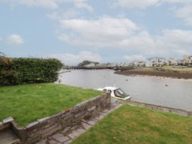 Oakley View Apartment - North Wales - 1165108 - thumbnail photo 15